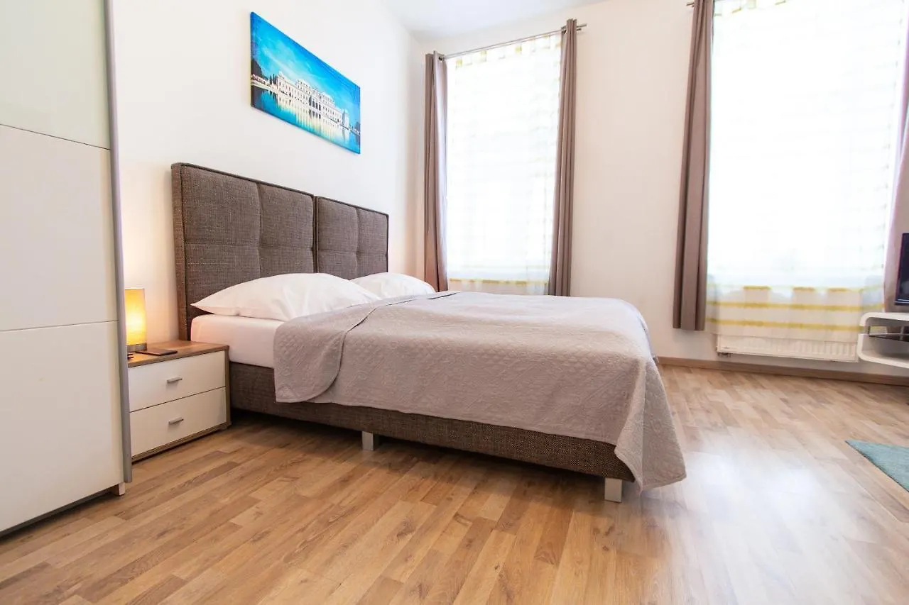 Apartment Puchsbaumgasse Vienna