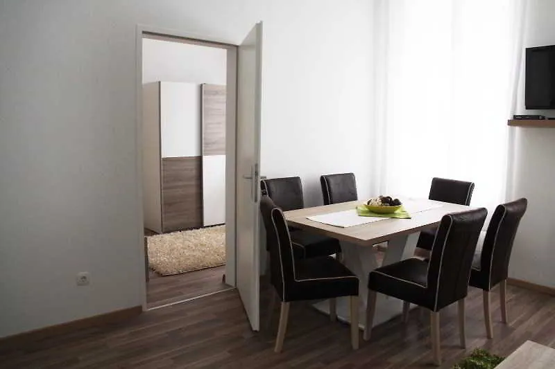 Apartment Puchsbaumgasse Vienna Austria