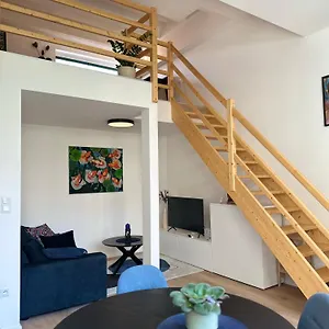 https://cozy-blue-flat.brnohotels.org