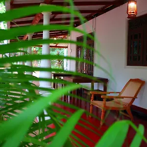 Lahiru Habitación en casa particular Sigiriya