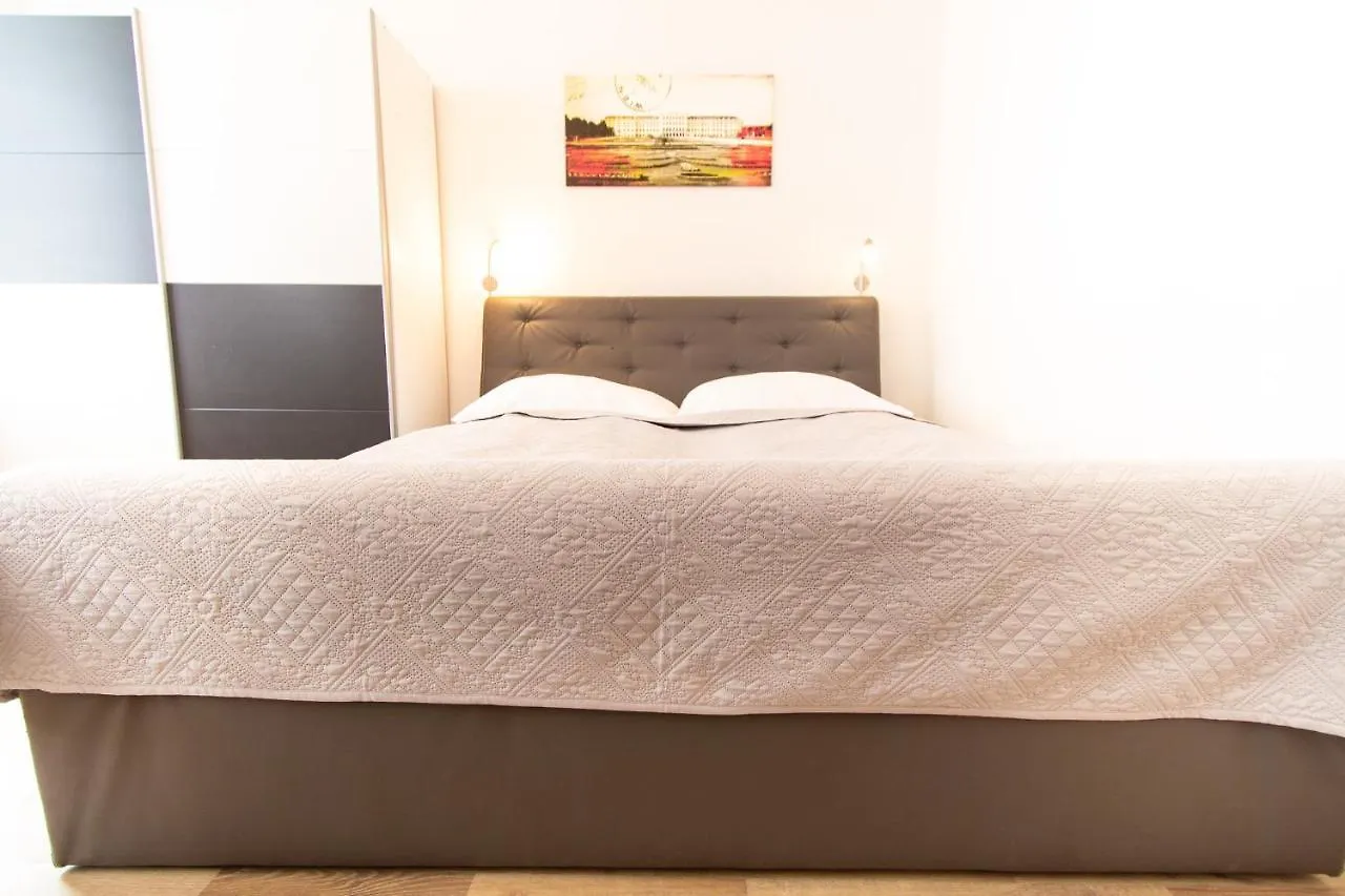 Apartment Puchsbaumgasse Vienna 0*,