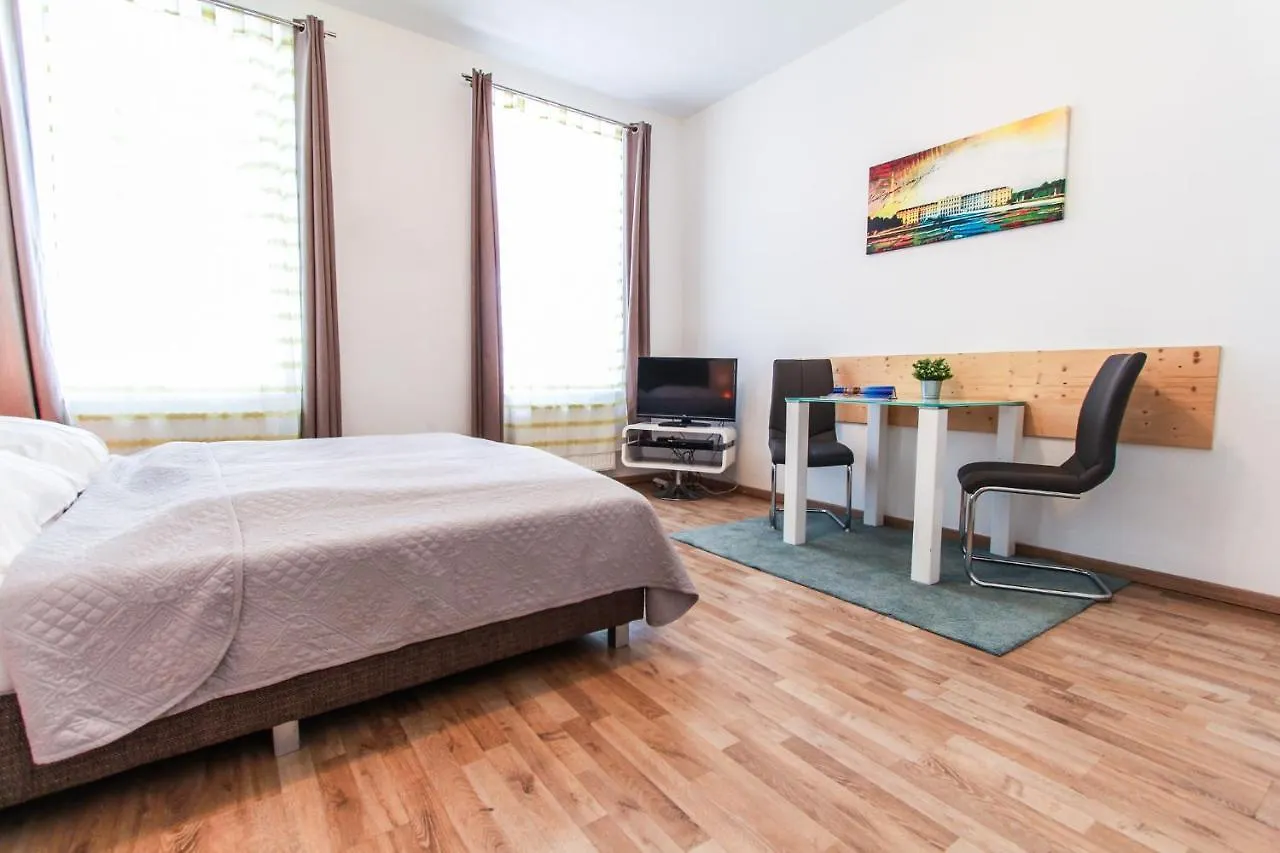 Apartment Puchsbaumgasse Vienna 0*,